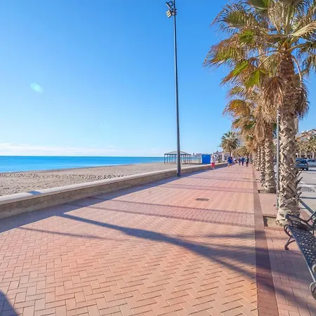 Beachfront With Sea View Apartment
