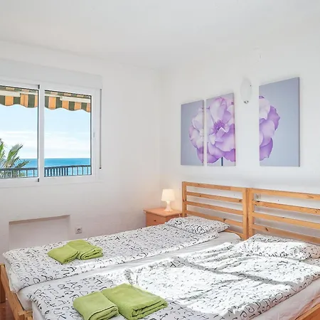 Apartamento Beachfront With Sea View *