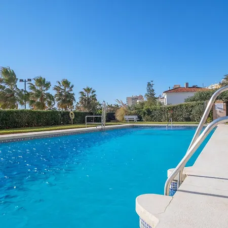 Beachfront With Sea View Apartamento Fuengirola